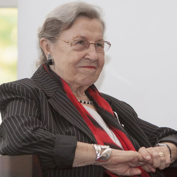 Aufnahme Ursula Lehr, seitlich